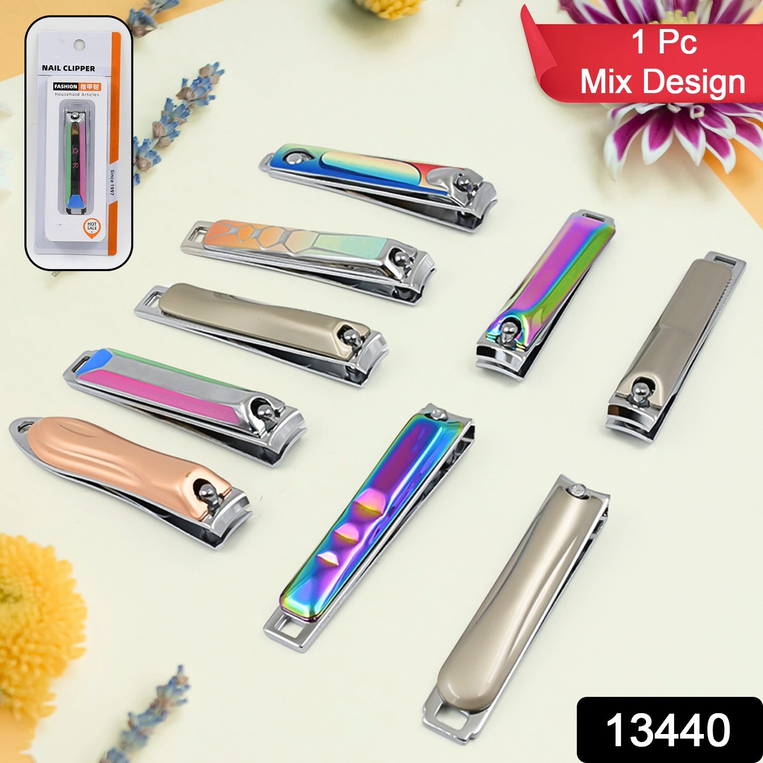 Close-up of the stainless steel folding nail clippers showcasing a mix design.